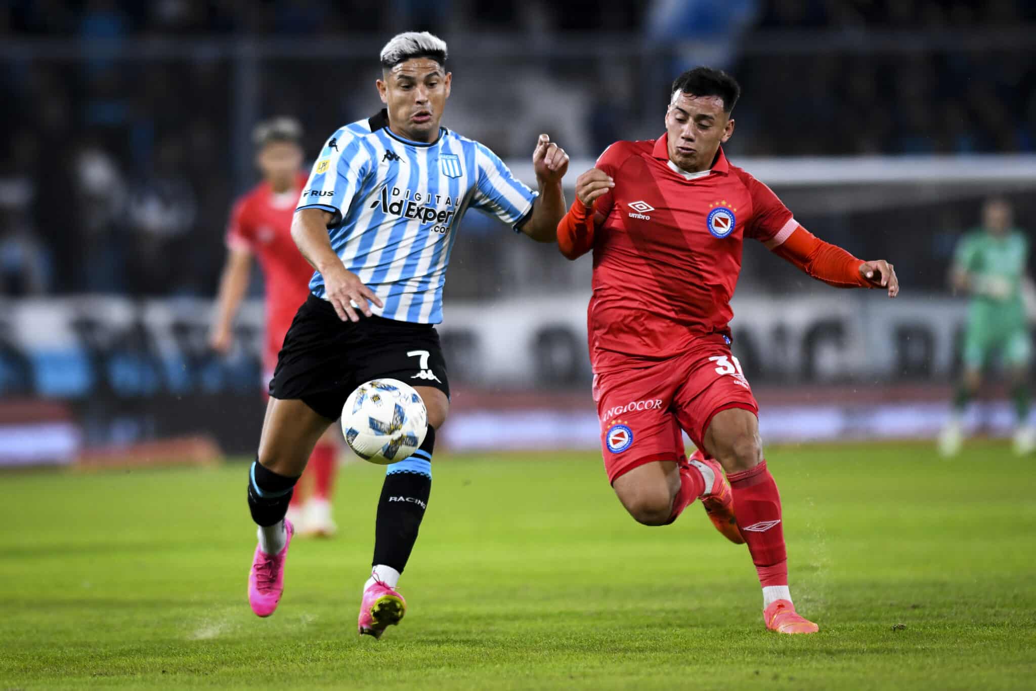 Qué canal pasa Tigre vs Argentinos: dónde ver el partido EN VIVO