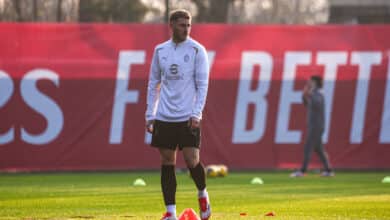 Bologna vs MIlán por la Serie A. Santiago Giménez fue titular