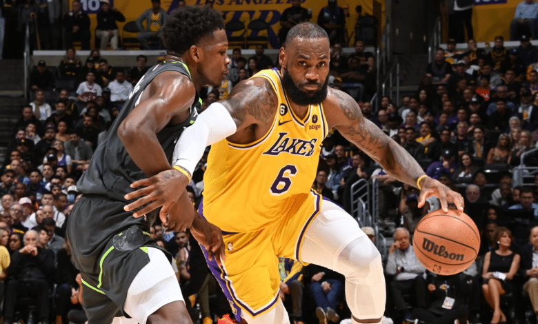 LeBron James hoy: estadísticas vs Timberwolves.