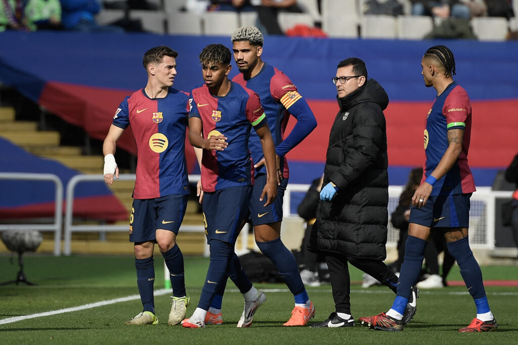 Barcelona vs Benfica: días complicados para el club catalán, pue sufrieron el fallecimiento de Carles Miñarro García, médico del equipo.(Photo by JOSEP LAGO/AFP via Getty Images)