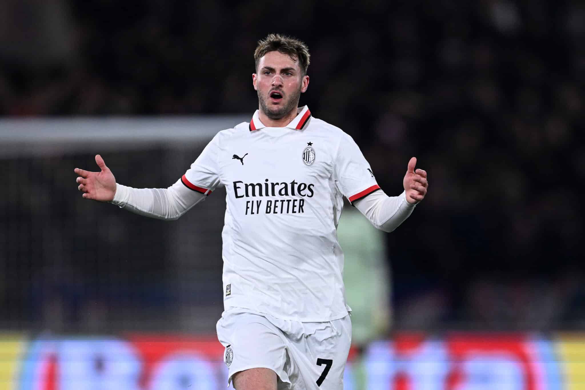 Milán hoy con Santiago Giménez en la Serie A de Italia