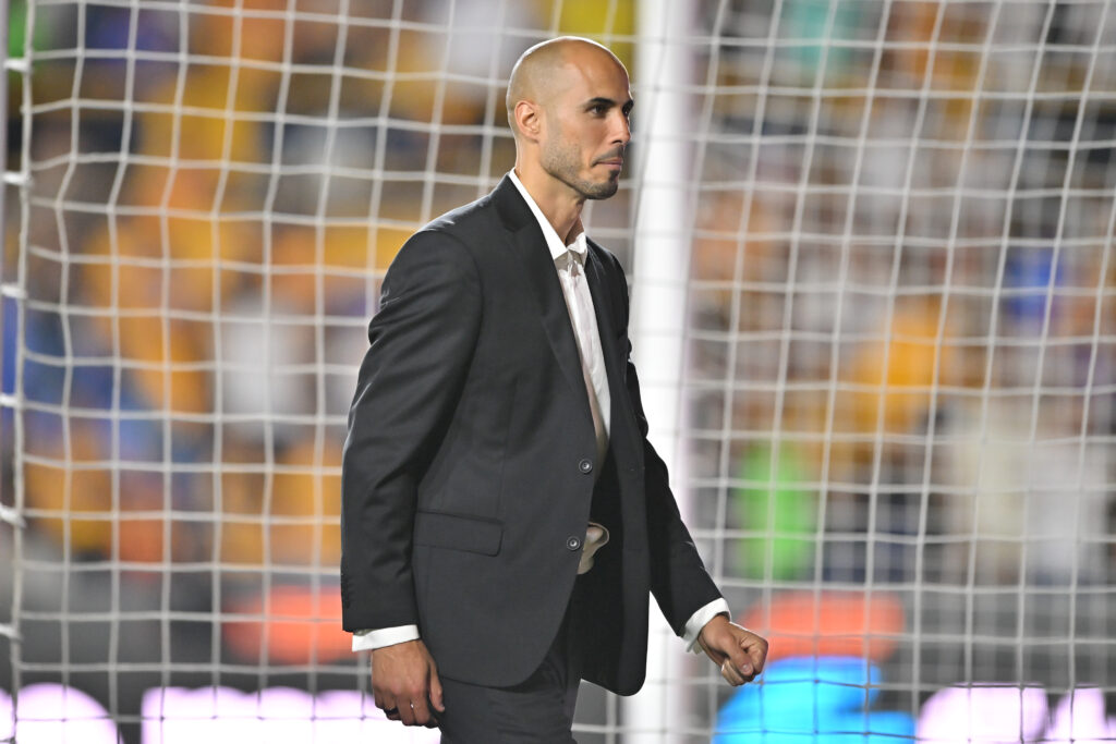 Guido Pizarro como DT de Tigres
