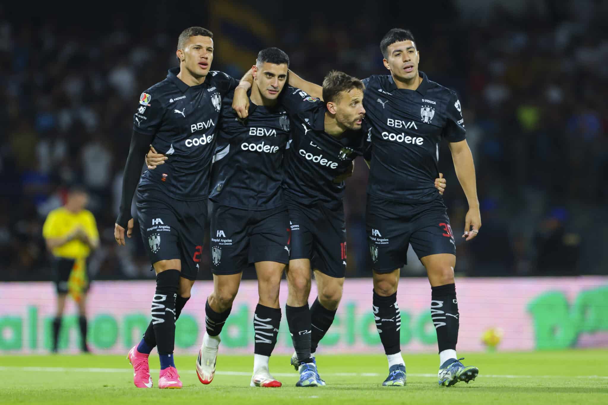 Monterrey vs Chivas por la Liga MX