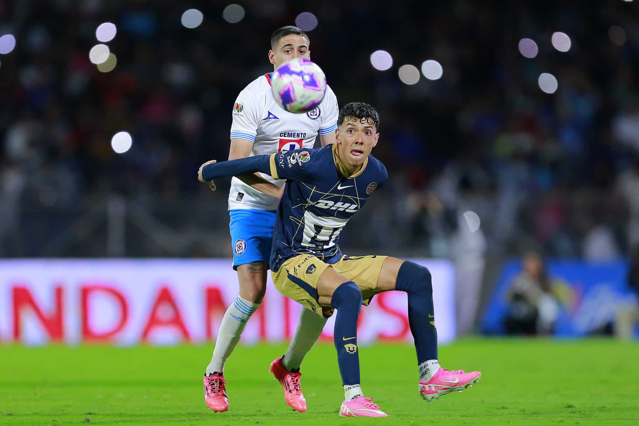 Cruz Azul vs Pumas por la Liga MX