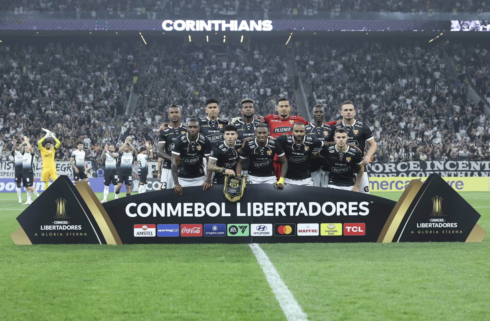 Barcelona hoy se mide frente a River por Copa Libertadores