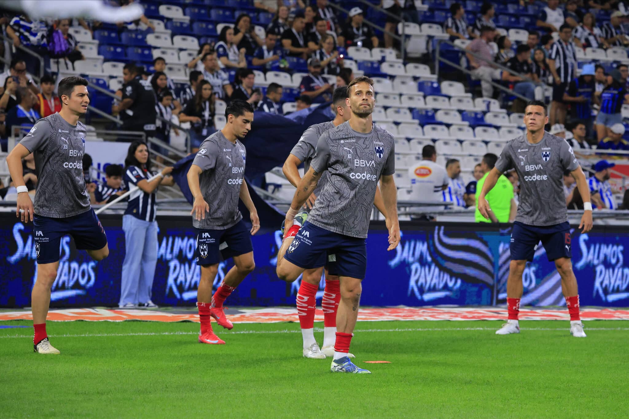 Monterrey vs Chivas por la Liga MX