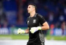 Dibu Martínez: Aston Villa vs Manchester United