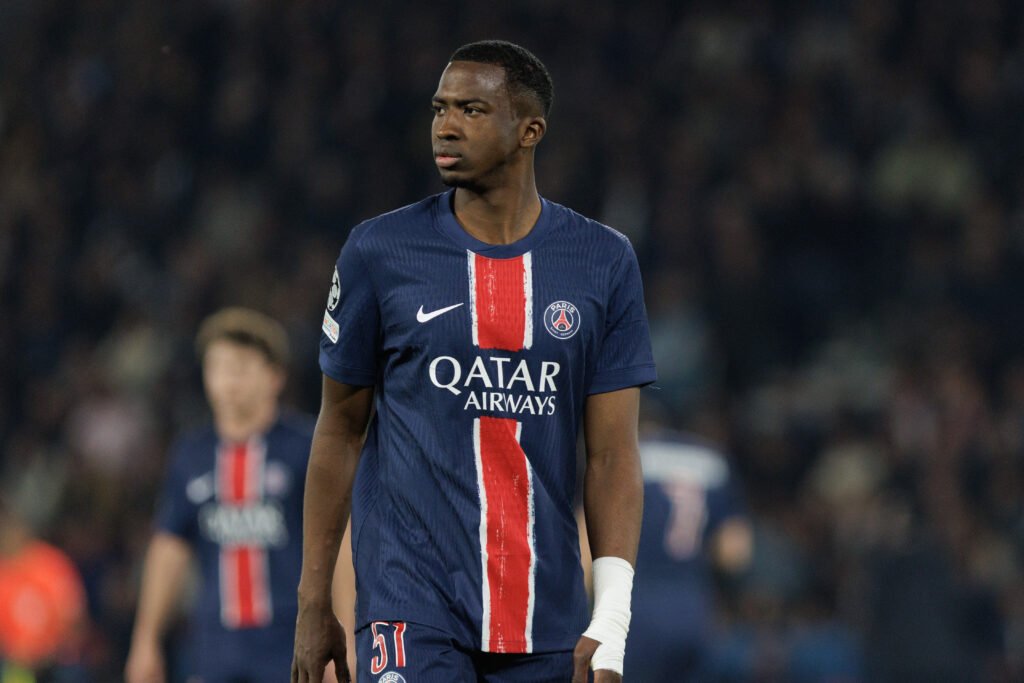 Willian Pacho hoy y su gran momento con el PSG en las Semifinales de la Champions League. (Photo by Tnani Badreddine/DeFodi Images/DeFodi via Getty Images)