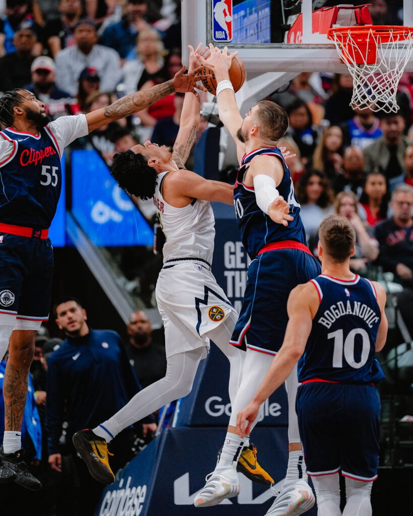 Clippers vs Nuggets hoy será uno de los encuentros especiales de la jornada de jueves de la NBA.