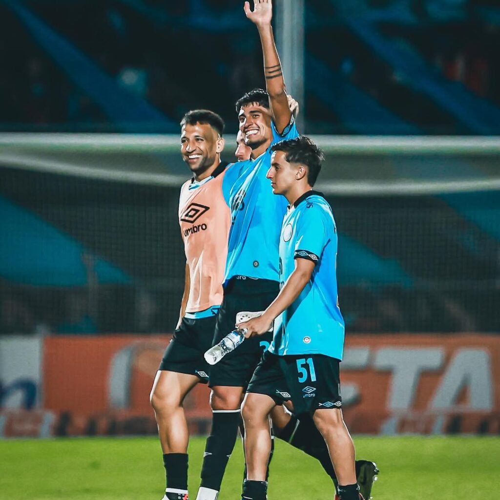 1.91 de altura y tiempista, sus cualidades.