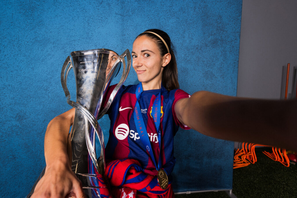 Arsenal vs Barcelona: Aitana Bonmati busca una nueva Champions League, la cual le asegure su tercer Balón de Oro. (Photo by Florencia Tan Jun - UEFA/UEFA via Getty Images)