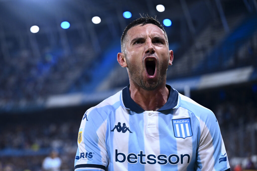 Racing vs Fortaleza: la Academia vs por la cima. (Photo by Rodrigo Valle/Getty Images)