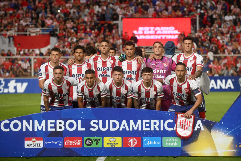 Unión va por un triunfo histórico en el Mineirao