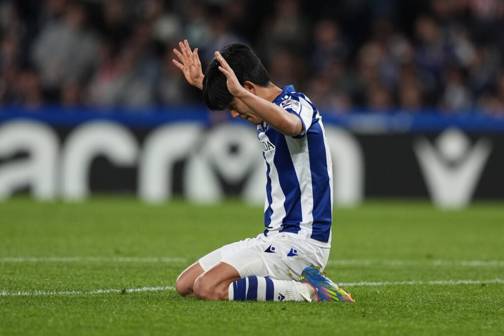 Derbi Vasco: Take Kubo fue uno de los que más intentó. (Photo by Juan Manuel Serrano Arce/Getty Images)