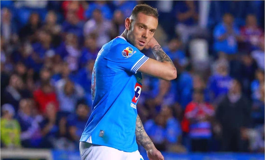 rotondi en cruz azul para la final de concachampions
