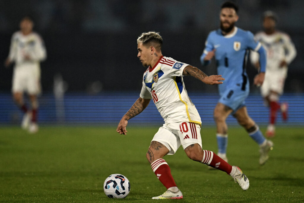 Yeferson Soteldo se lesionó en la fecha FIFA. (Photo by Eitan ABRAMOVICH / AFP) (Photo by EITAN ABRAMOVICH/AFP via Getty Images)