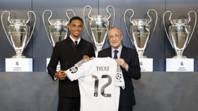 Que pasó con Alexander-Arnold: Por qué es suplente en el Real Madrid