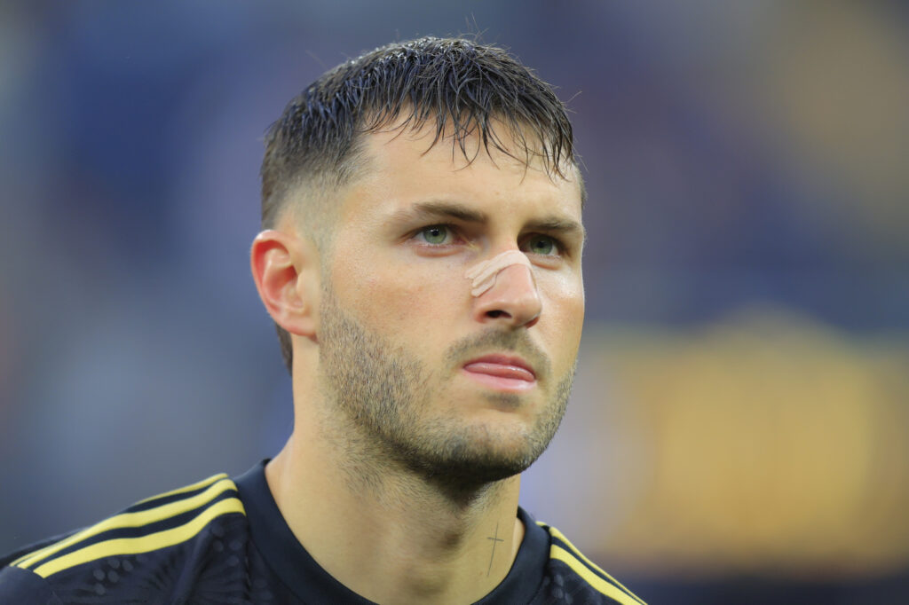 Santi Giménez sigue sin convencer. (Photo by Hugo Rivera/Jam Media/Getty Images)