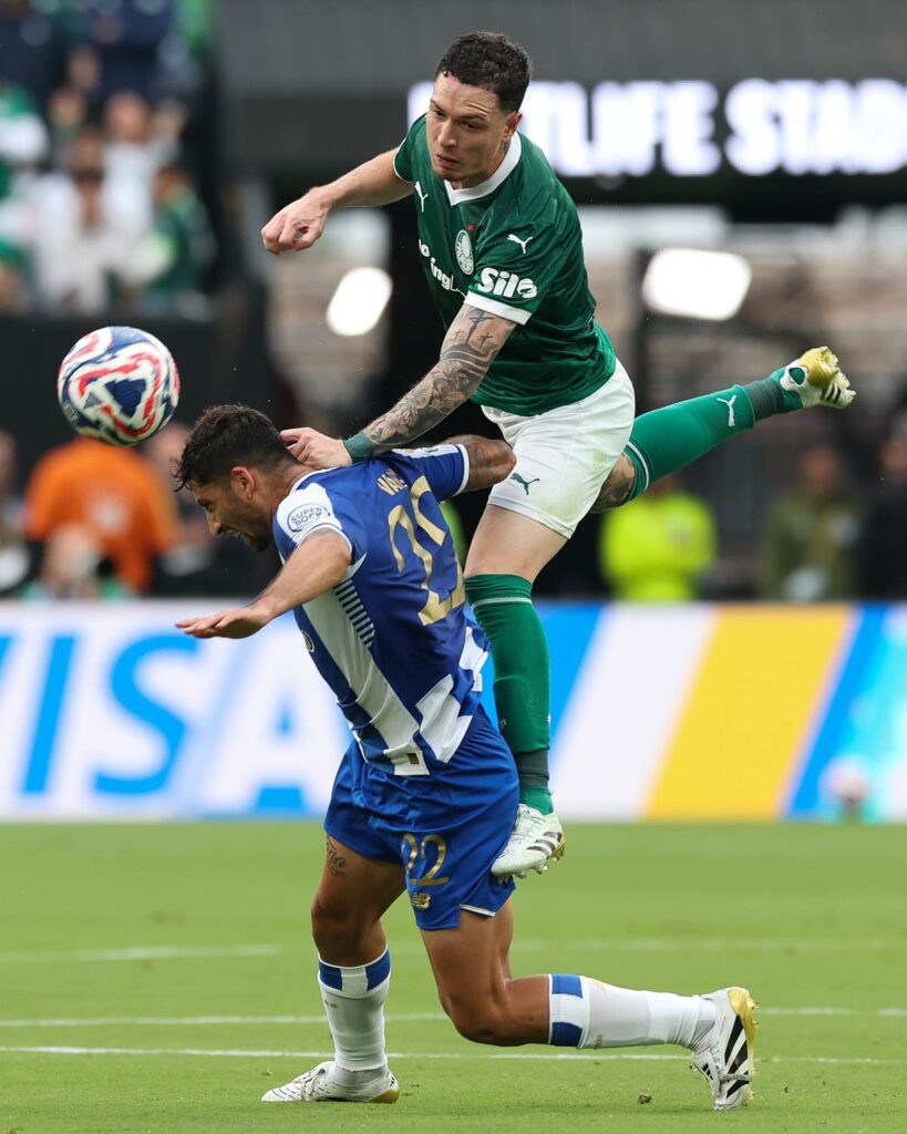 Palmeiras hoy necesita ganar para no complicarse en el grupo A. 