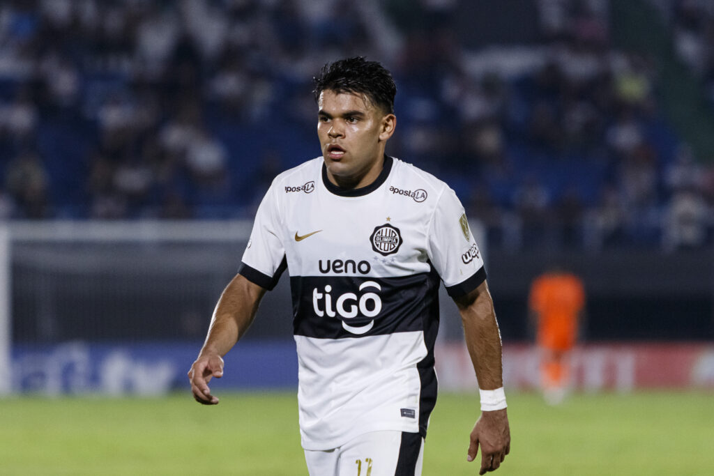 Olimpia vs Nacional. (Photo by Eduardo Velazquez/Eurasia Sport Images/Getty Images)