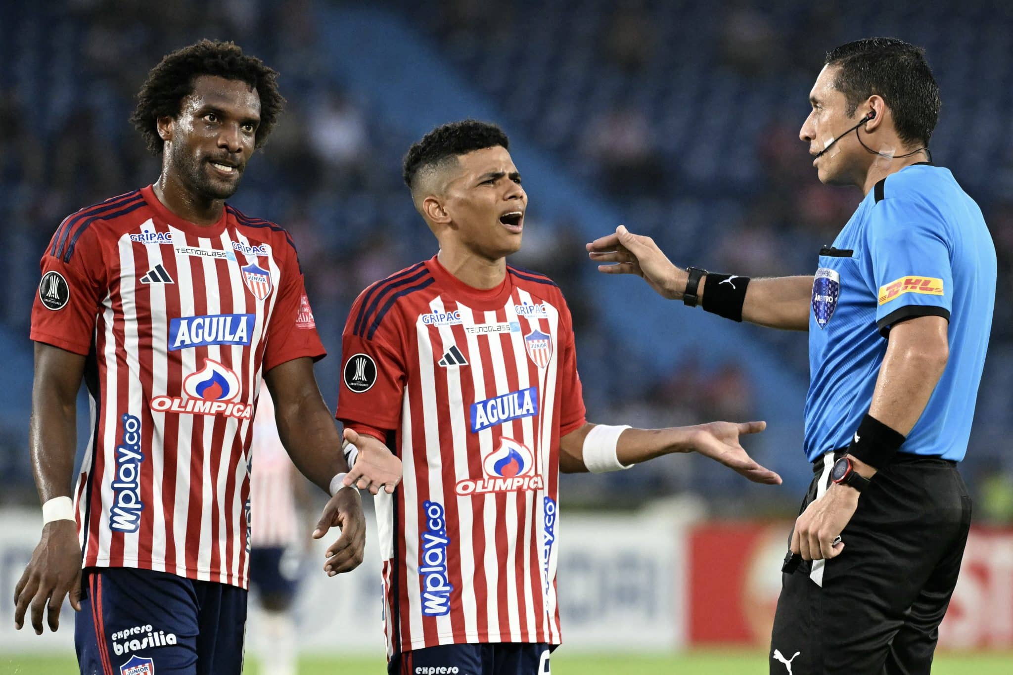 Junior vs América