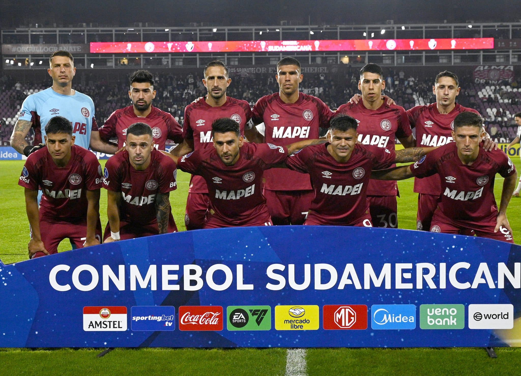 Posible formación de Lanús vs U de Chile por Sudamericana. (Getty Images)