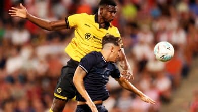 Yerson Mosquera, estará desde el banco en Wolves vs Evertón