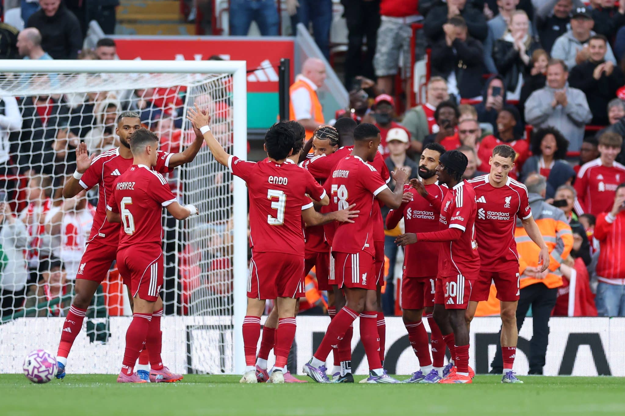 Newcastle vs Liverpool: pronósticos, historial y horarios del duelo por Premier League