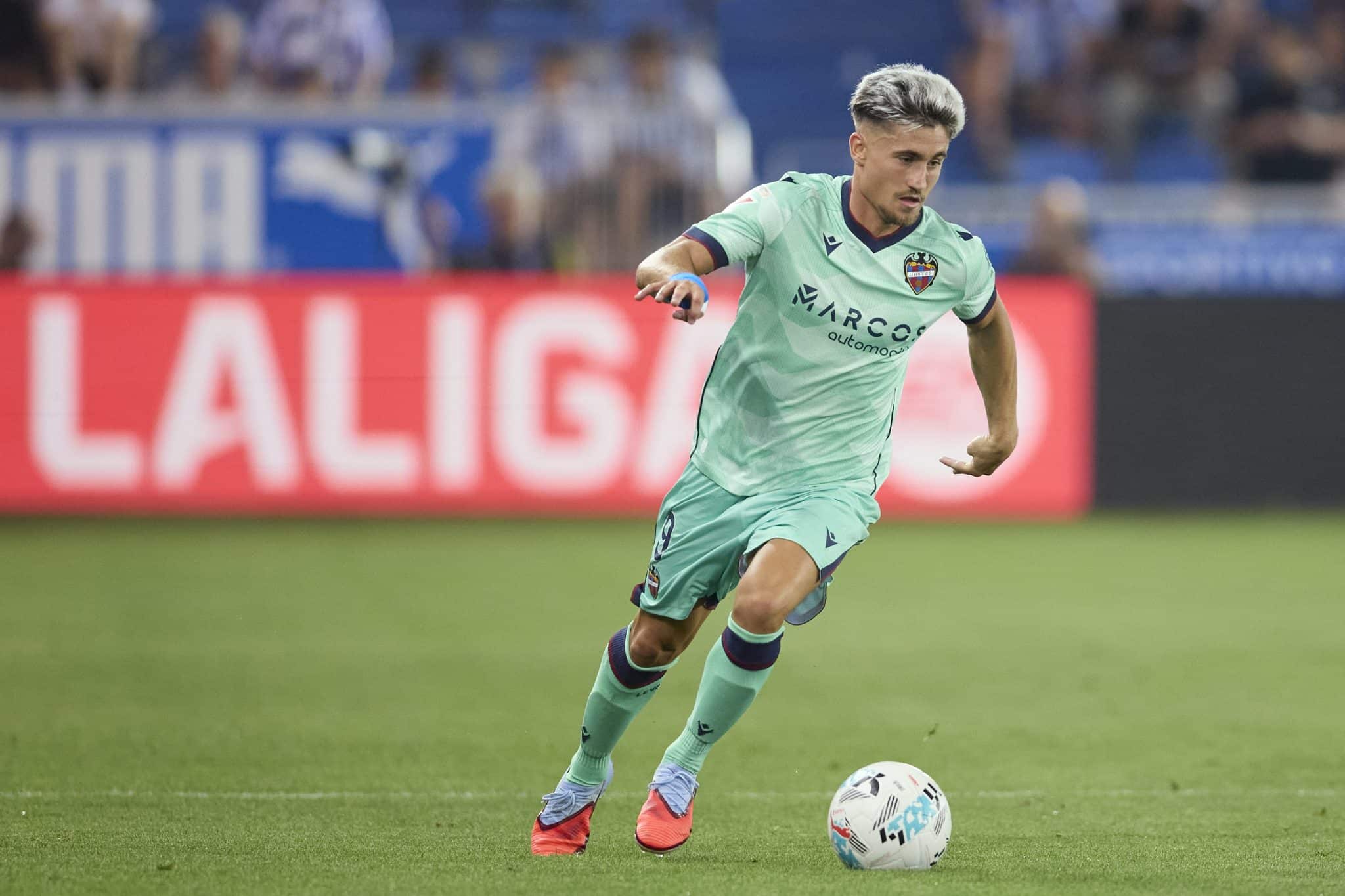 Así fue el gol de Romero para Levante vs Barcelona