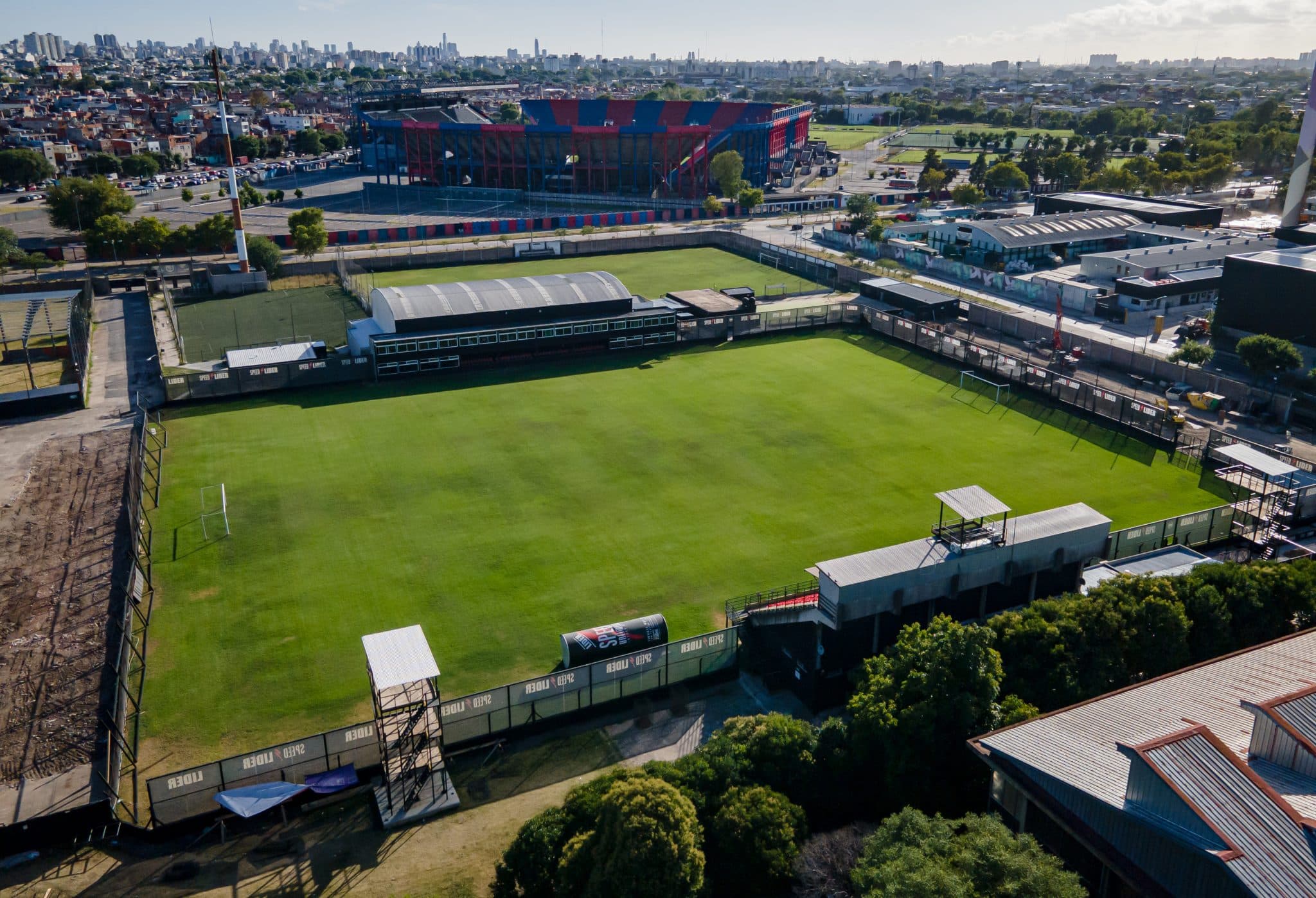 Estadísticas de Riestra de local: ¿Cuantos partidos lleva sin derrotas? (Getty Images)