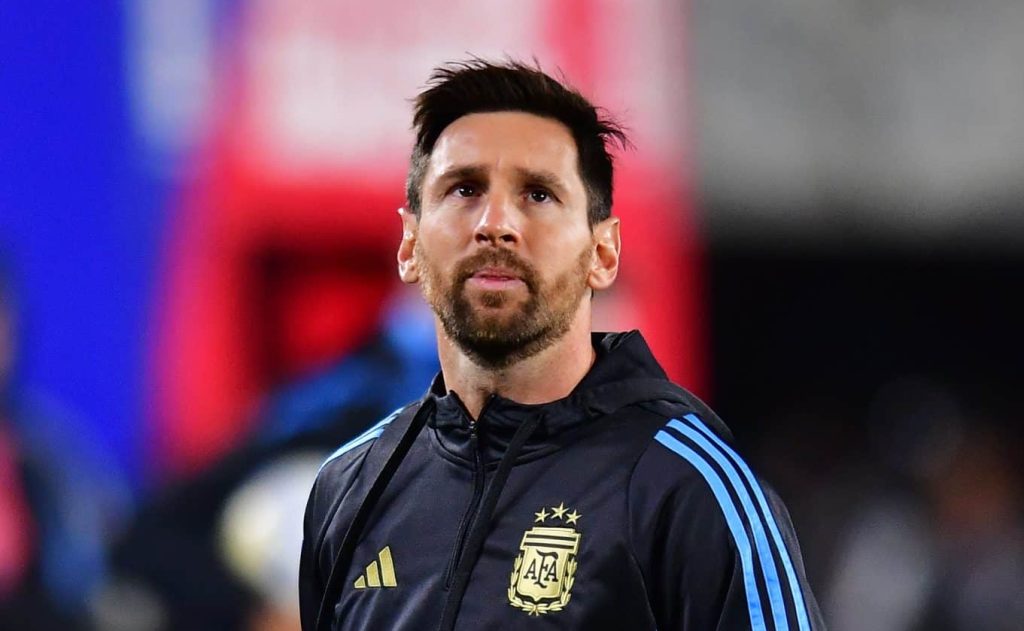 Ecuador vs Argentina. Leo no viajó a Guayaquil. (Photo by Marcelo Endelli/Getty Images)