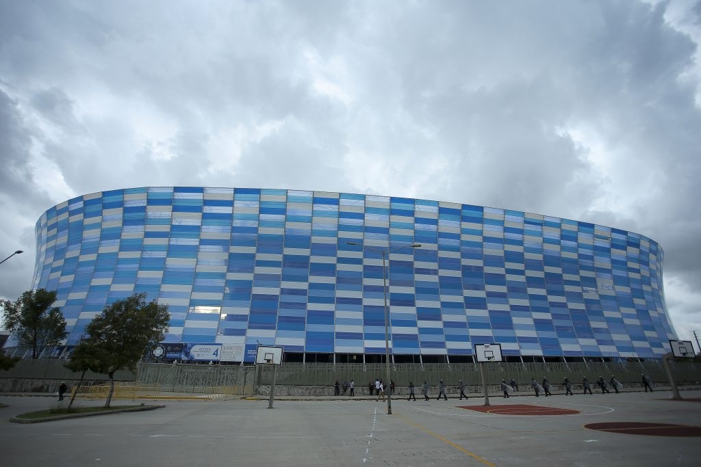 Puebla vs Chivas: El clima podría ser nuevamente protagonista. (Photo by Agustin Cuevas/Getty Images)