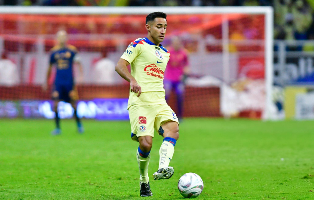 Luis Fuentes con el Club América en 2023