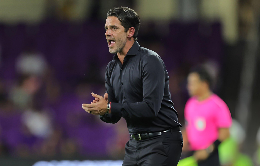 Fernando Gago con Necaxa