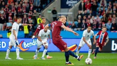 Asi fue el doble fallo de Erling Haaland vs Israel desde el punto penal. (Getty Images)