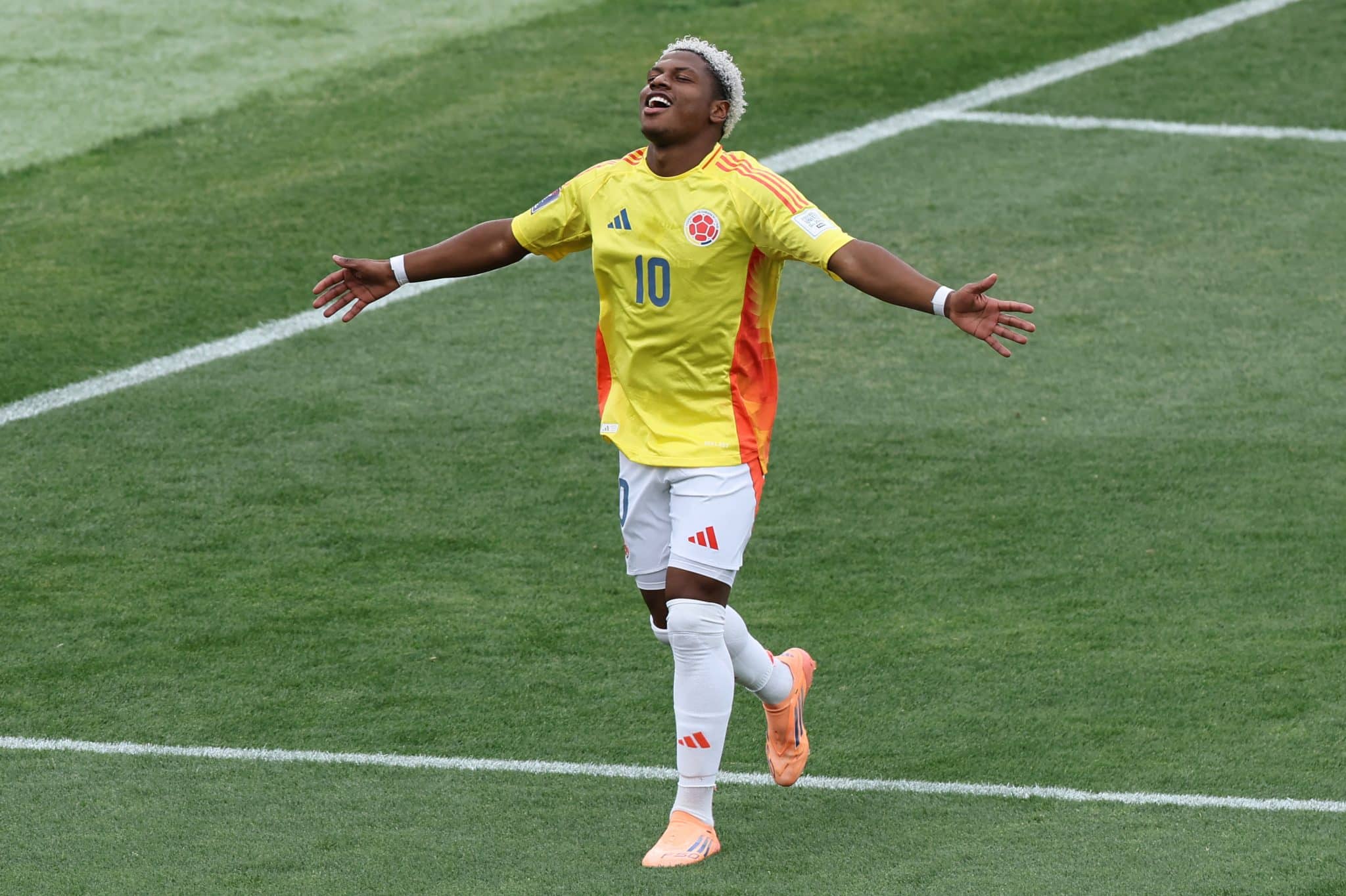 Así fue el gol de Oscar Perea para Colombia vs Francia Sub 20. (Getty Images)