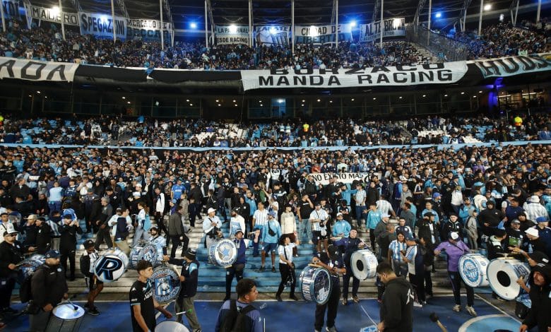 Recibimiento de Racing vs Flamengo: imágenes y videos. (Getty Images)