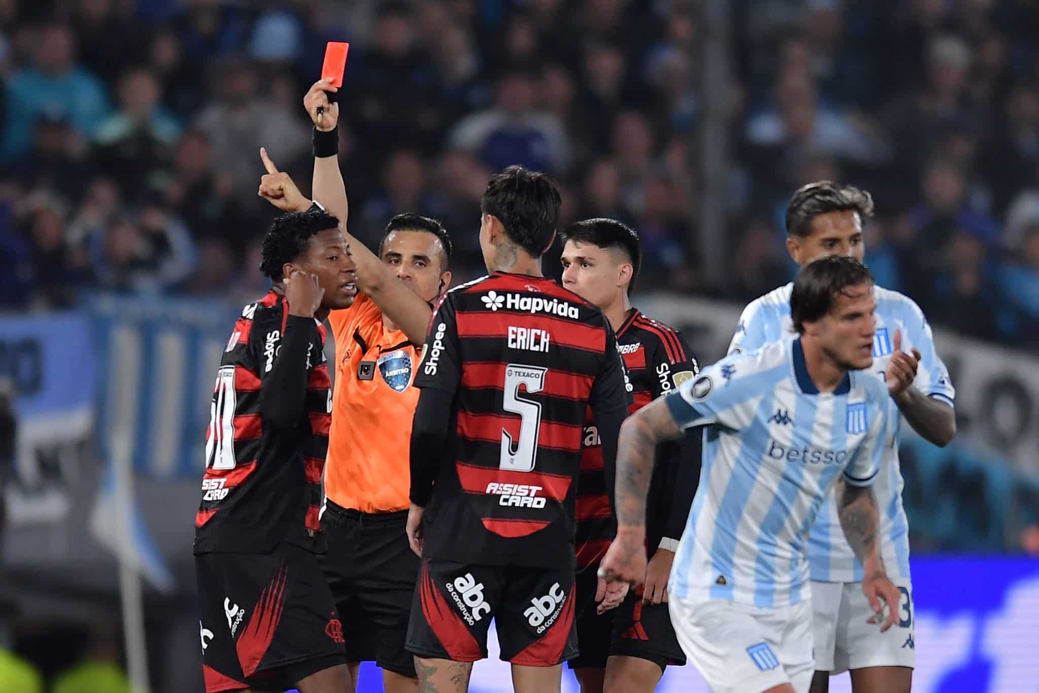 Gonzalo Plata expulsado Racing vs Flamengo