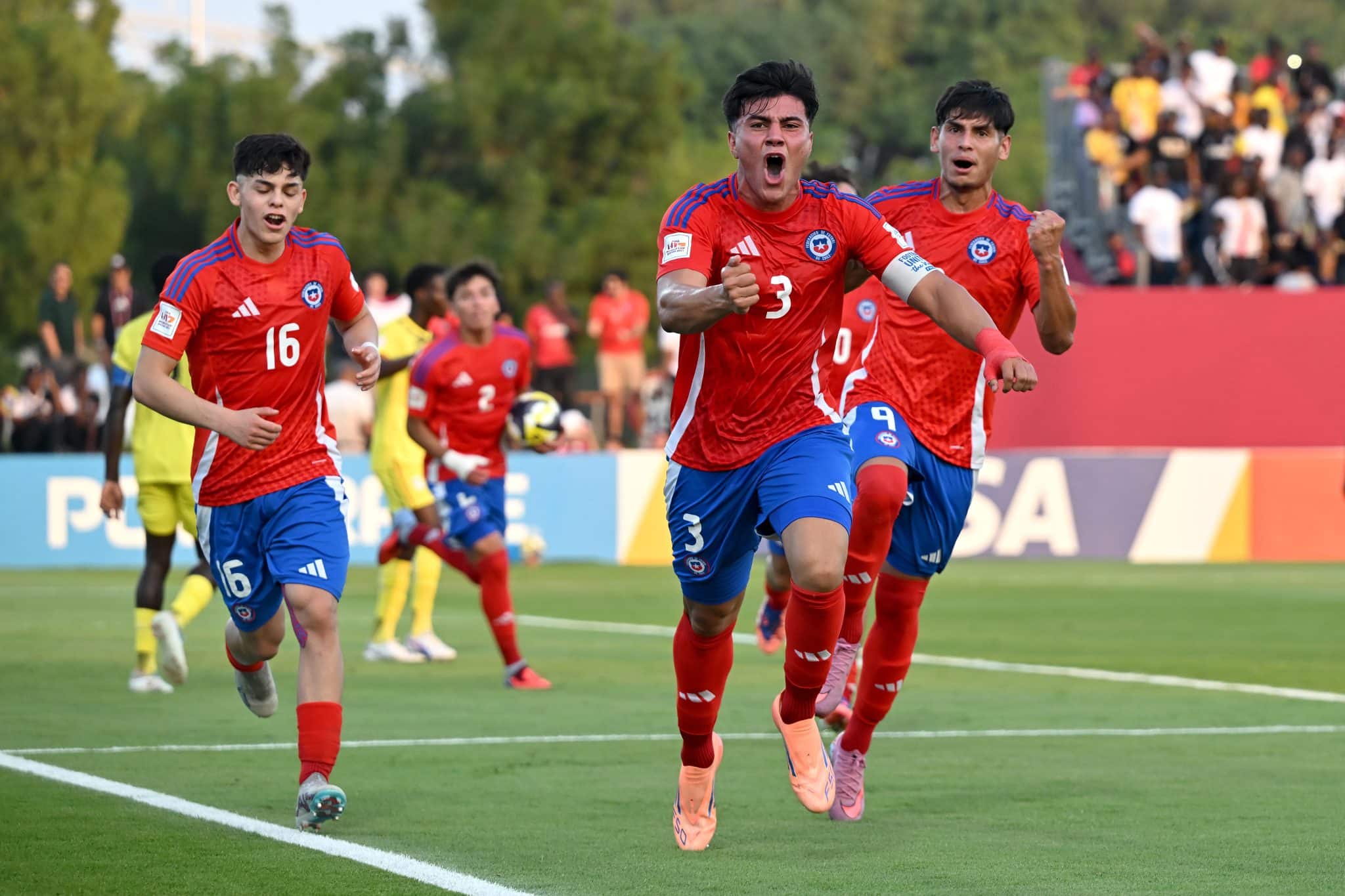 Chile Sub 17: ¿A que hora juega y que necesita para clasificar? (Getty Images)