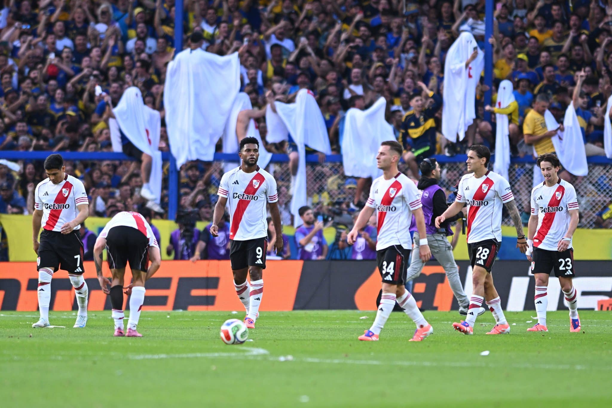 Quién es Agustín Obregón