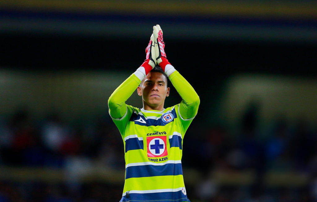 Kevin Mier con Cruz Azul en 2025