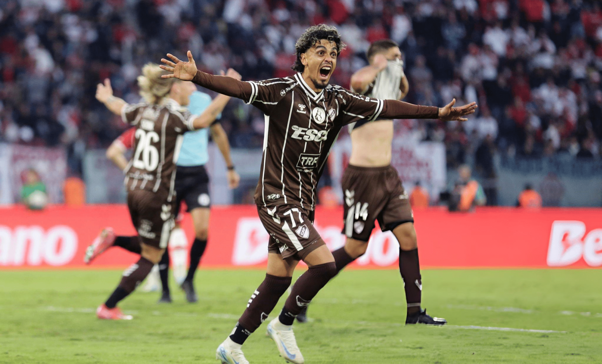 Ronaldo Martínez con Platense en 2025