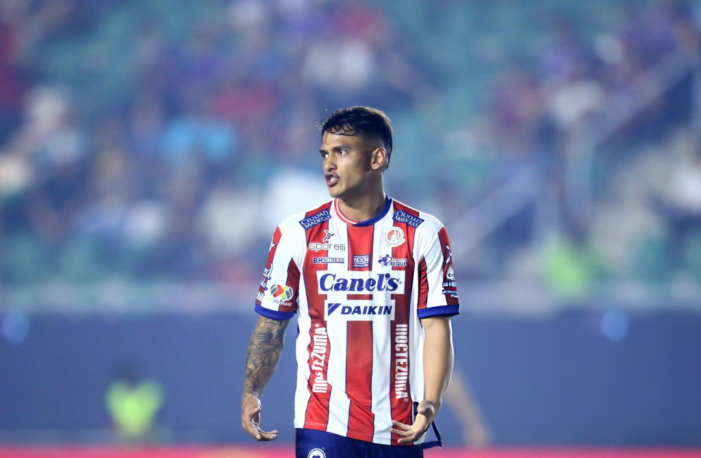 Eduardo Águila con Atlético San Luis en 2025