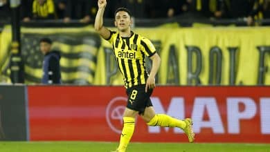 leo fernandez marco en peñarol vs independiente