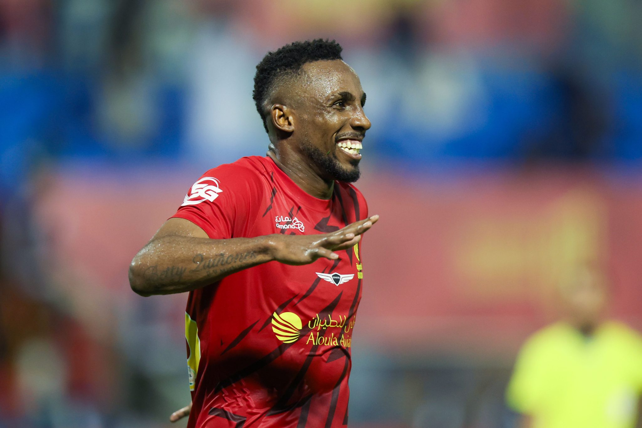 Julián Quiñones supera a Cristiano Ronaldo en goleo de Arabia Saudita