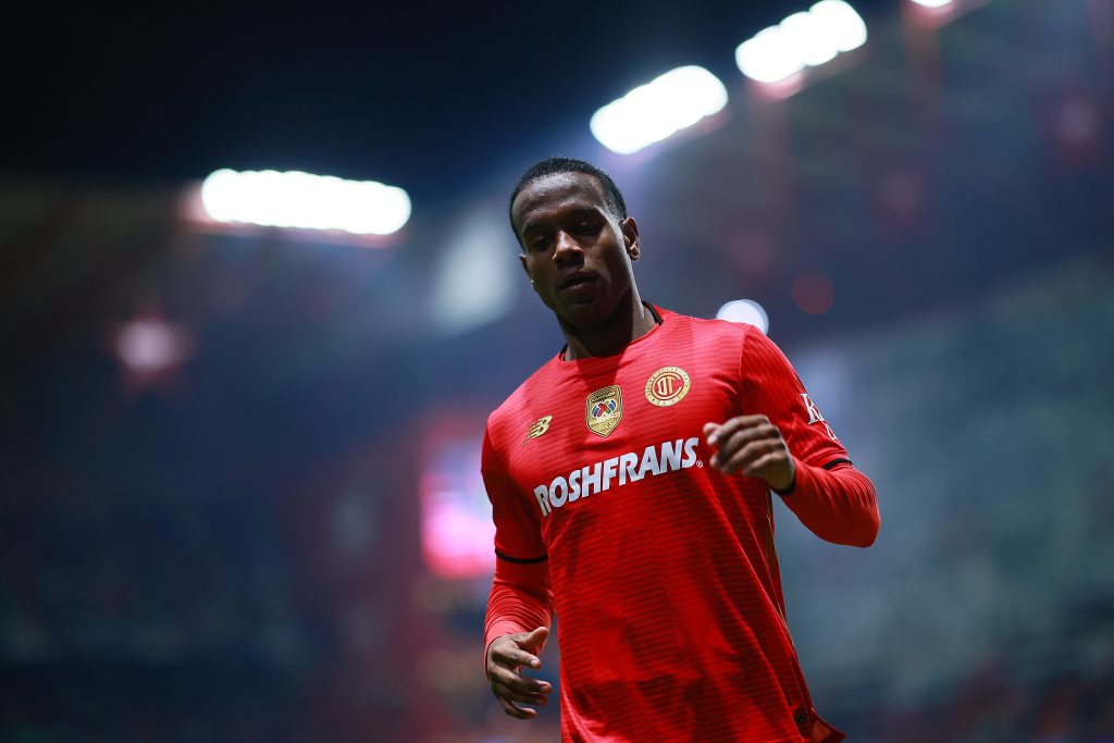 Toluca vs Cruz Azul (Photo by Manuel Velasquez/Getty Images)