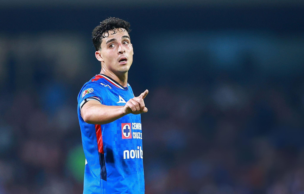 Lorenzo Faravelli con Cruz Azul en noviembre de 2025