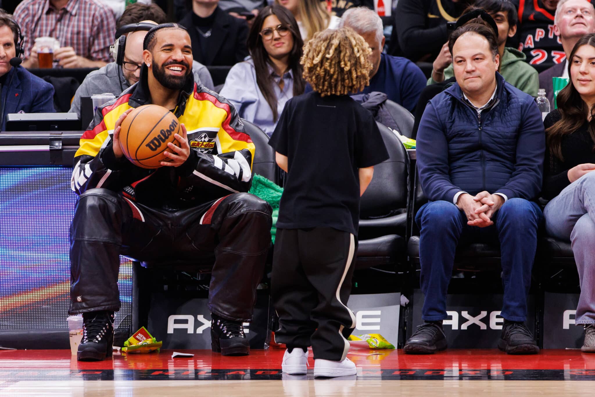 Memphis Grizzlies coaching staff sitting courtside during the game on  News Photo - Getty Images