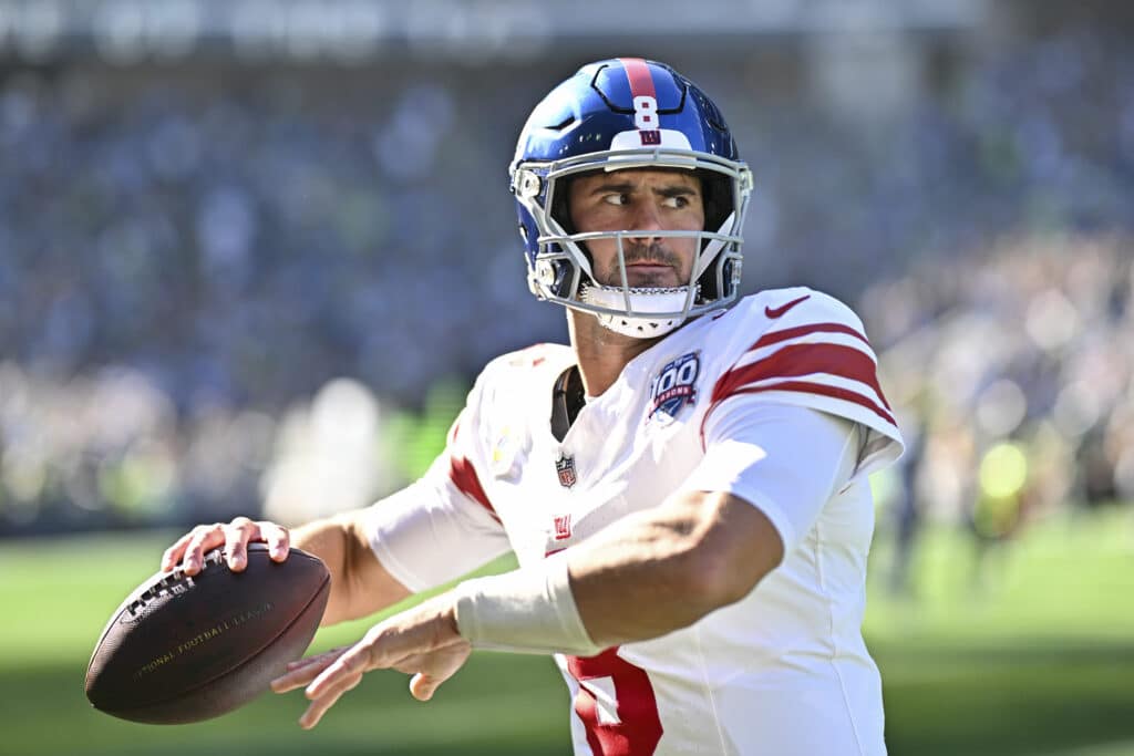Daniel Jones #8 of the New York Giants