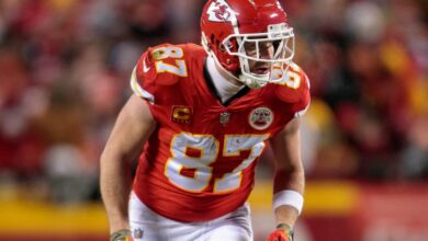 KANSAS CITY, MO - JANUARY 29: Kansas City Chiefs tight end Travis Kelce (87) readies for a play during the game against the Cincinnati Bengals on January 29th, 2023 at Arrowhead Stadium in Kansas City, Missouri.